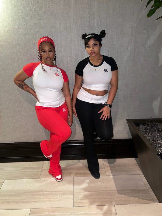T-SHIRT FLARE PANTS SET